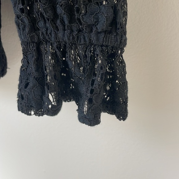 Ann Taylor factory size XL black lace top lined with ruffle sleeve cuff. - Picture 3 of 9